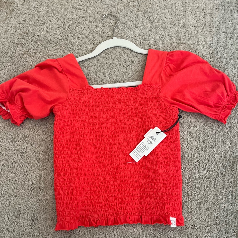 super cute ruched top!